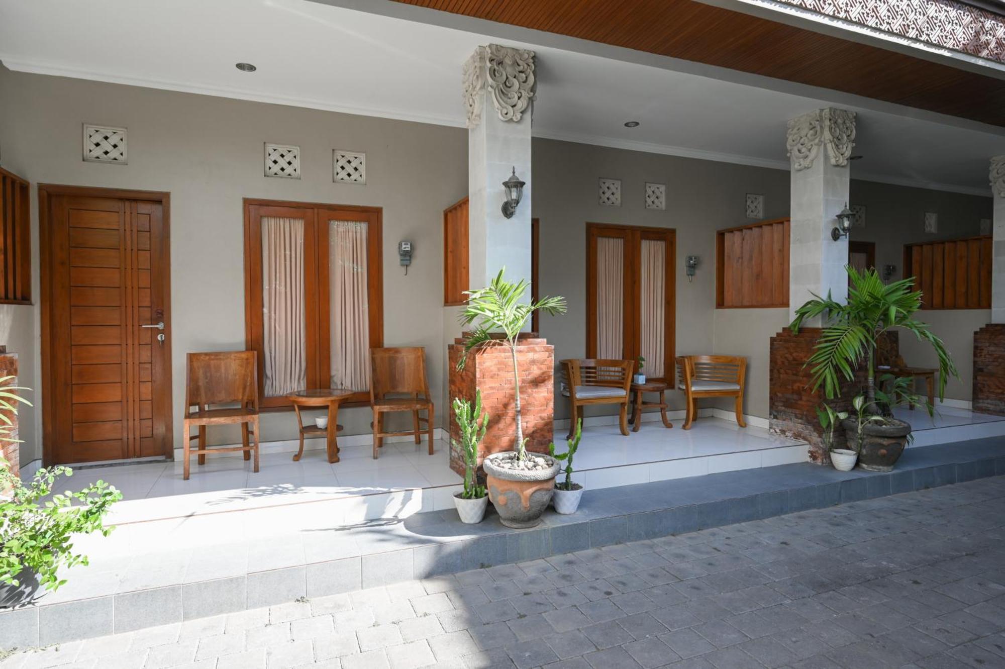Reddoorz Near Mertasari Beach 2 Pesanggaran Екстер'єр фото