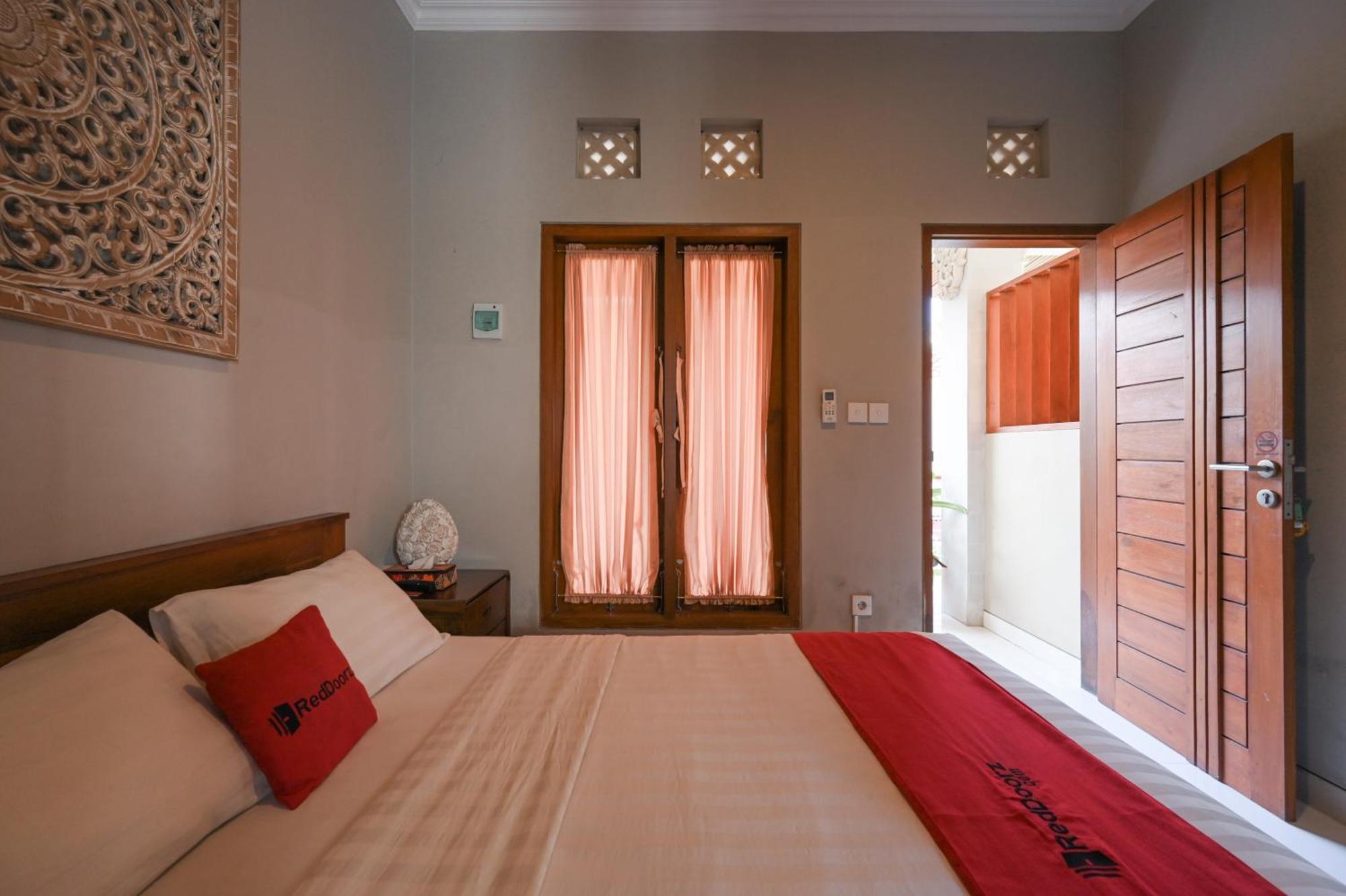 Reddoorz Near Mertasari Beach 2 Pesanggaran Екстер'єр фото