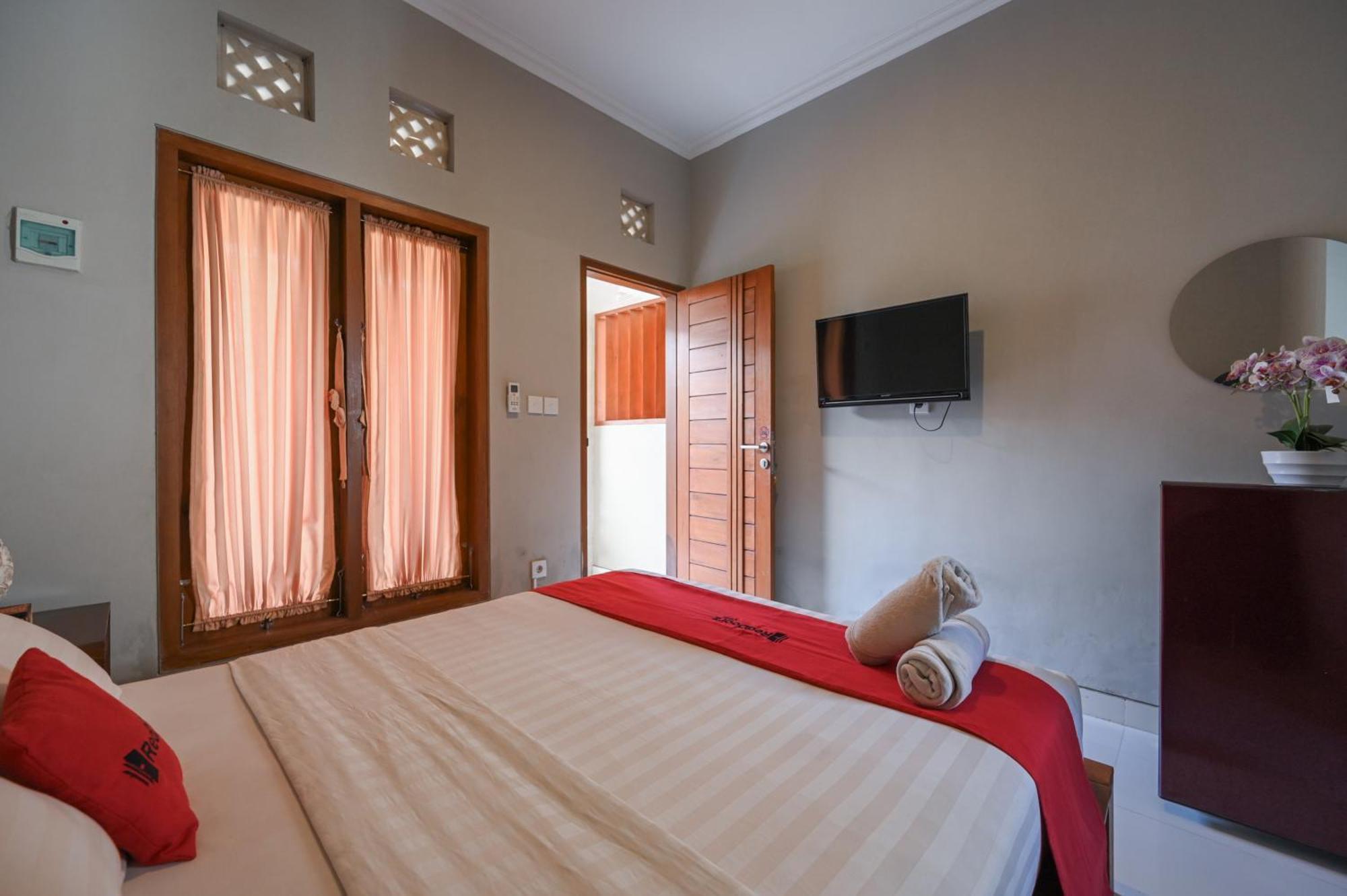 Reddoorz Near Mertasari Beach 2 Pesanggaran Екстер'єр фото