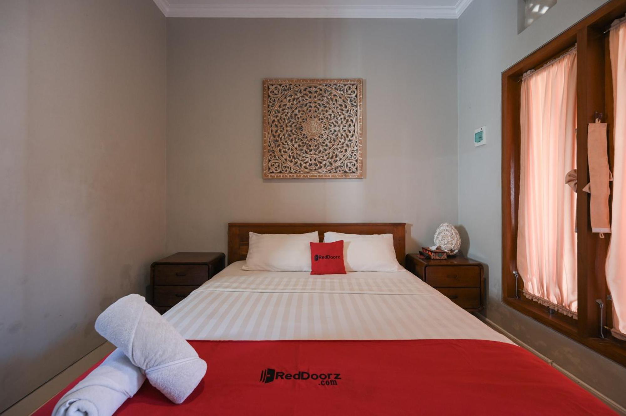 Reddoorz Near Mertasari Beach 2 Pesanggaran Екстер'єр фото