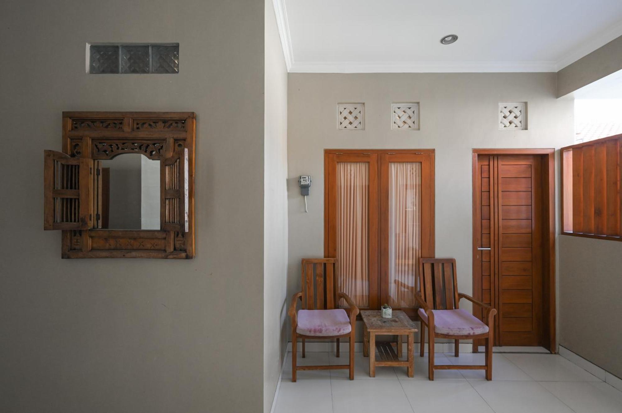 Reddoorz Near Mertasari Beach 2 Pesanggaran Екстер'єр фото