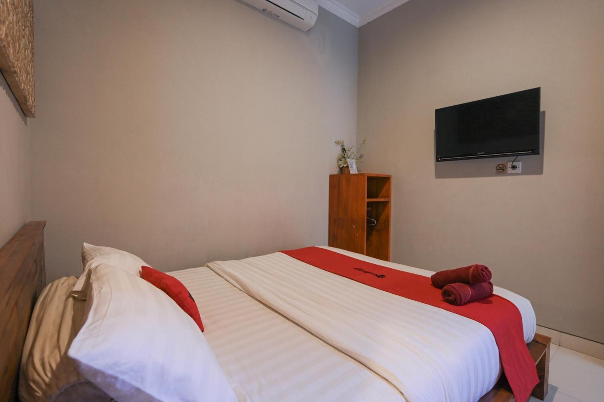 Reddoorz Near Mertasari Beach 2 Pesanggaran Екстер'єр фото
