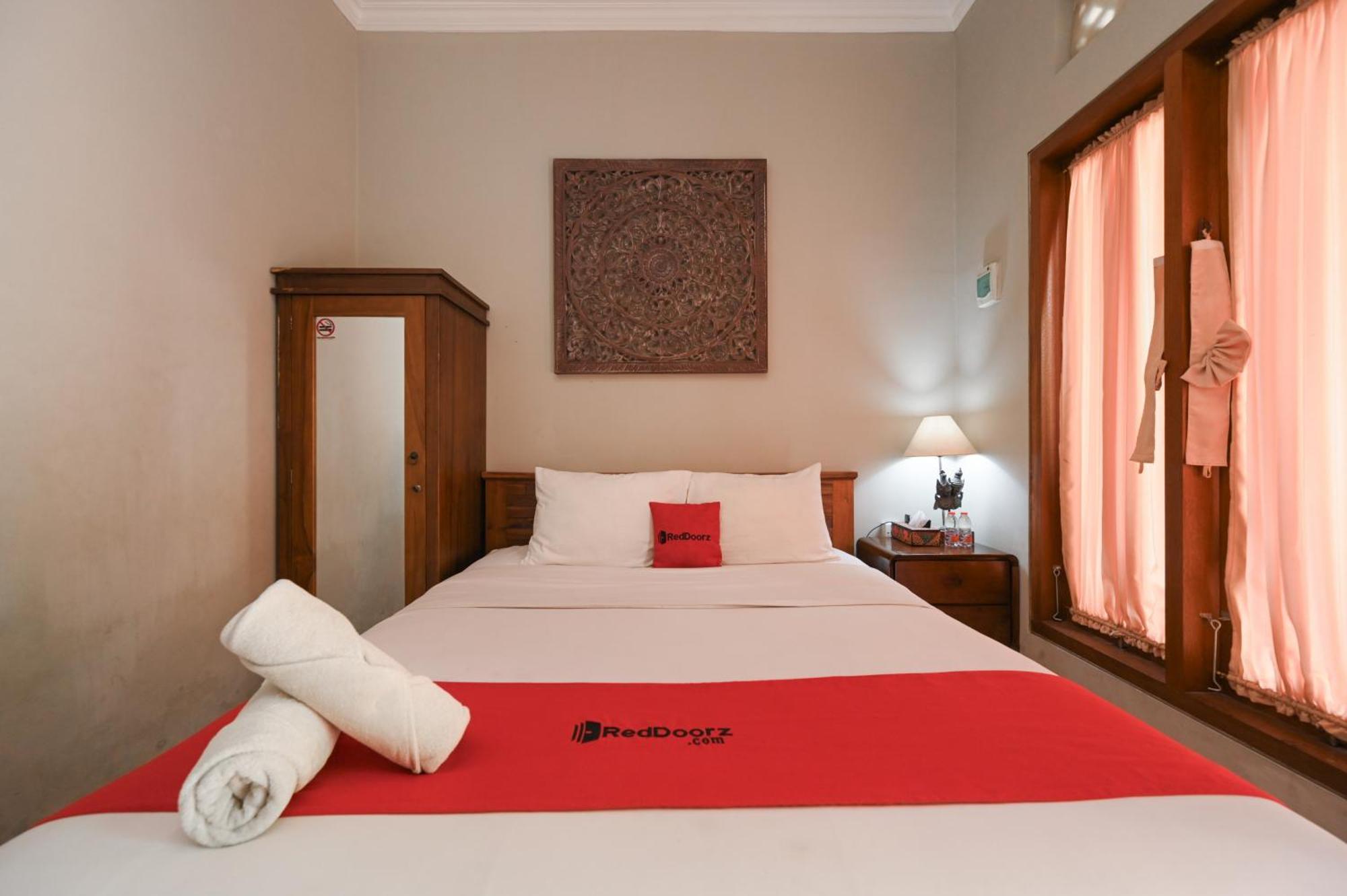 Reddoorz Near Mertasari Beach 2 Pesanggaran Екстер'єр фото