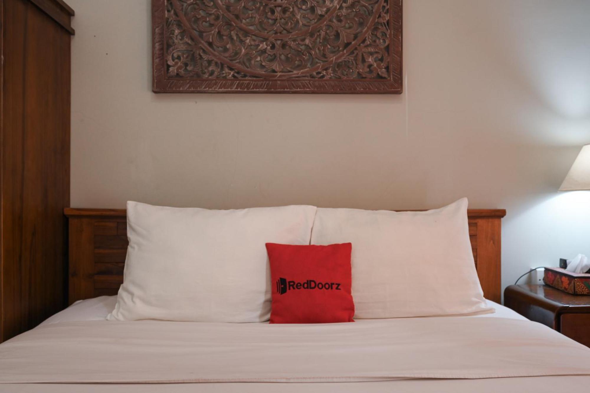 Reddoorz Near Mertasari Beach 2 Pesanggaran Екстер'єр фото
